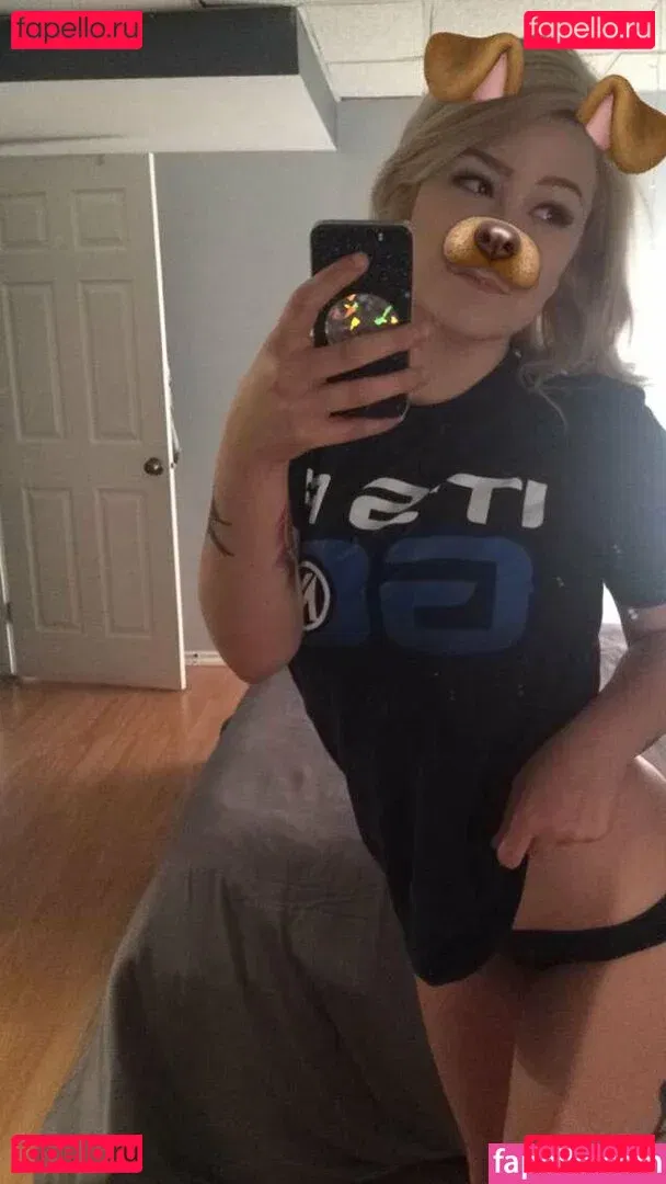 Fooya Onlyfans Photo Gallery 