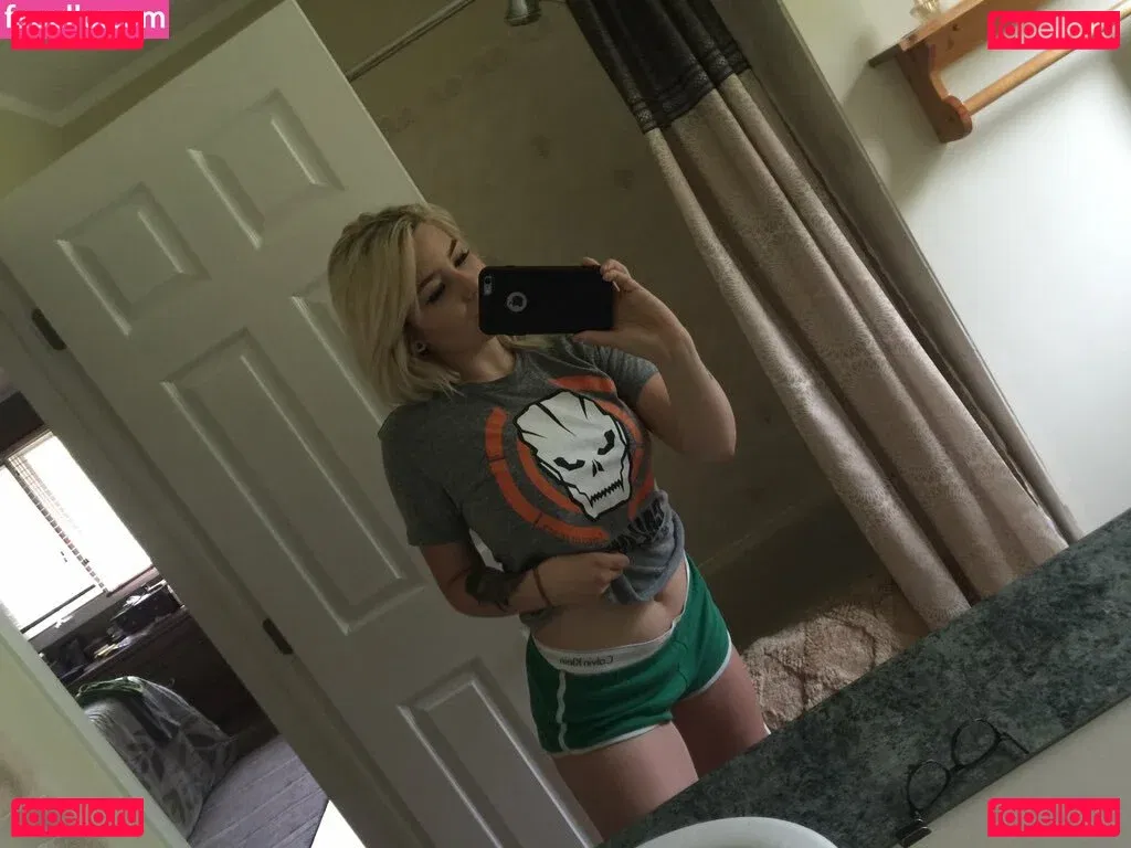 Fooya Onlyfans Photo Gallery 