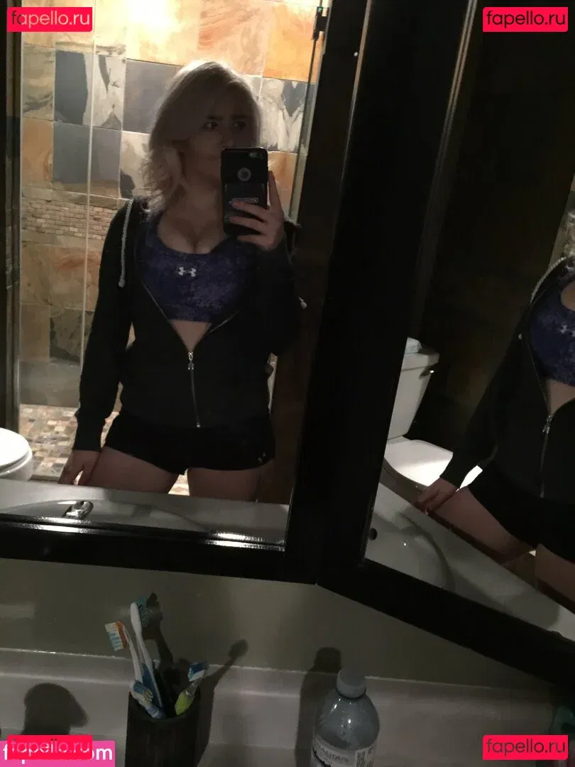 Fooya Onlyfans Photo Gallery 