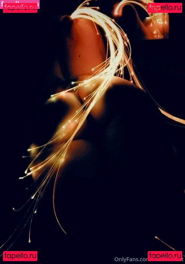 Reeno_Ploy Onlyfans Photo Gallery 