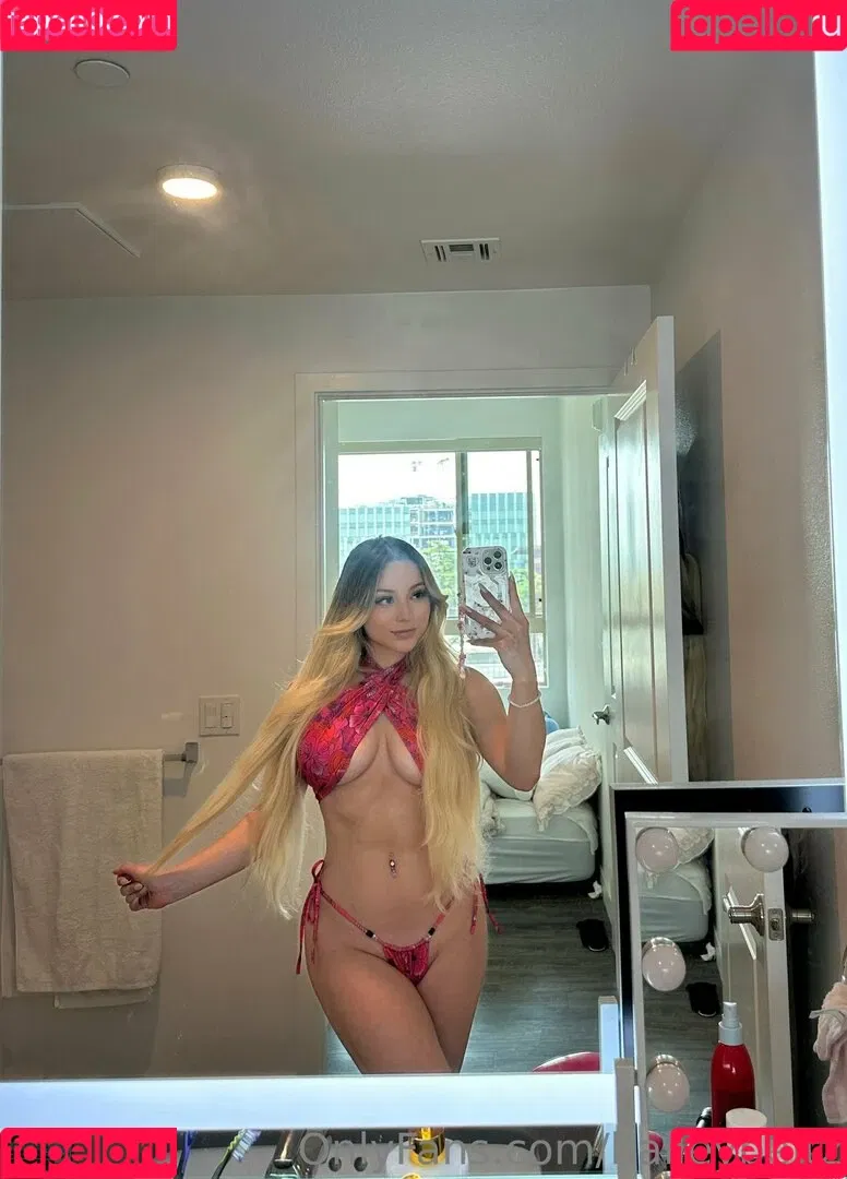 haileypeltz Onlyfans Photo Gallery 