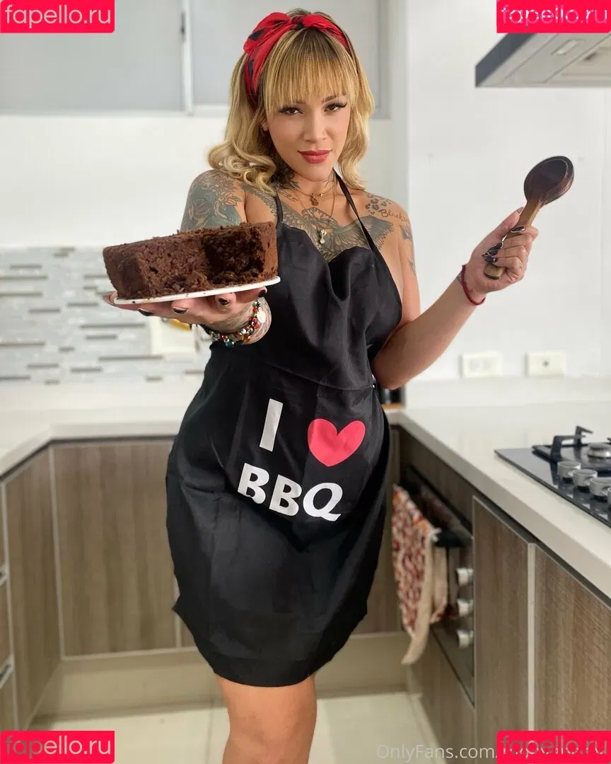monyz Onlyfans Photo Gallery 