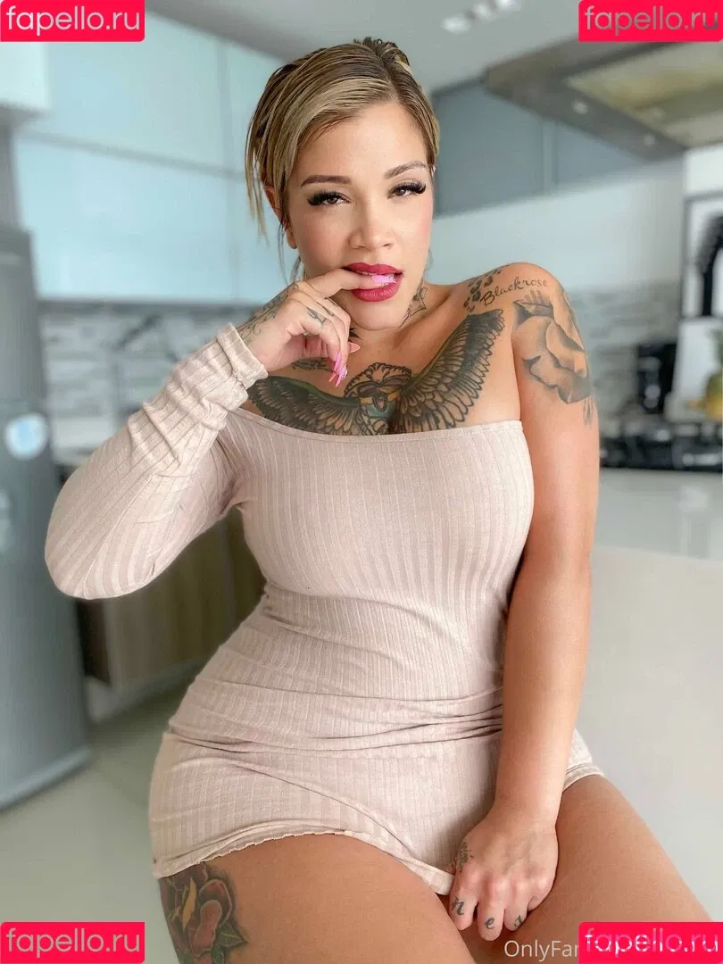 monyz Onlyfans Photo Gallery 