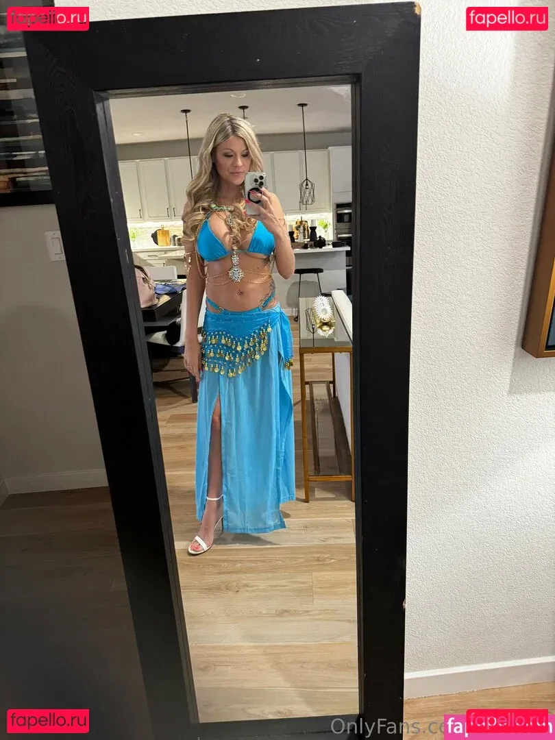 xxelliex Onlyfans Photo Gallery 