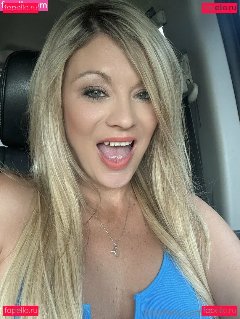 xxelliex Onlyfans Photo Gallery 