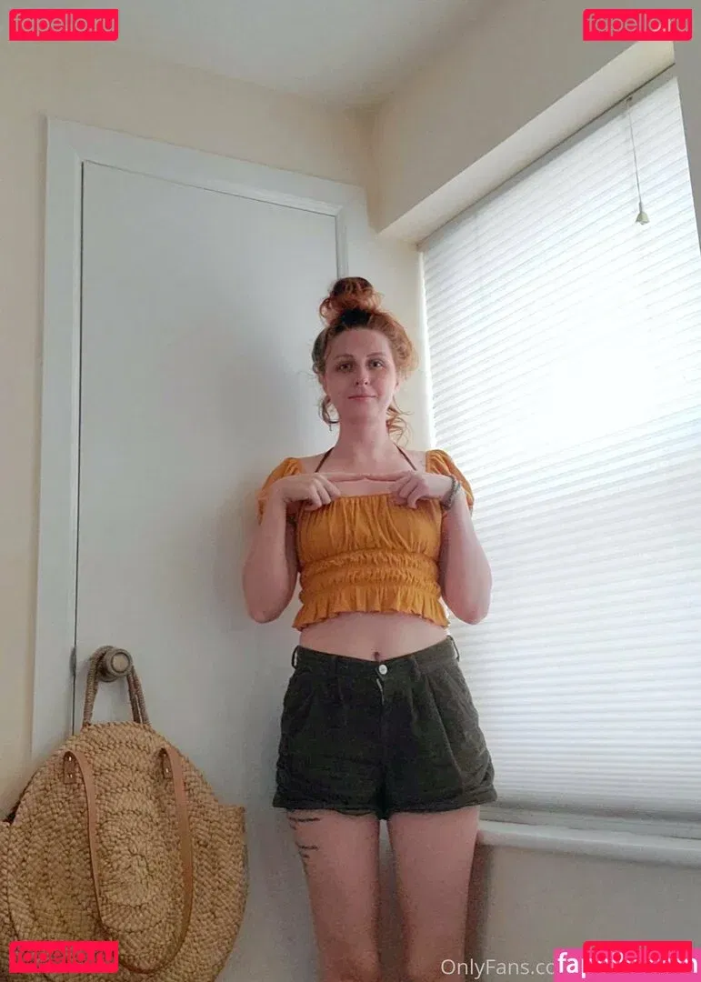 afaededsub Onlyfans Photo Gallery 