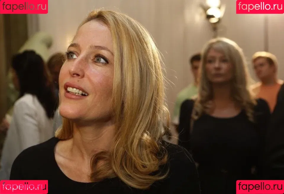 Gillian Anderson Onlyfans Photo Gallery 