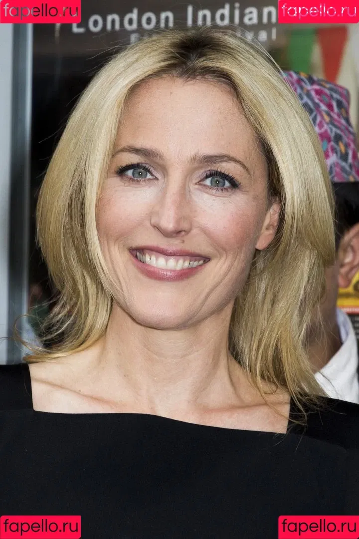 Gillian Anderson Onlyfans Photo Gallery 