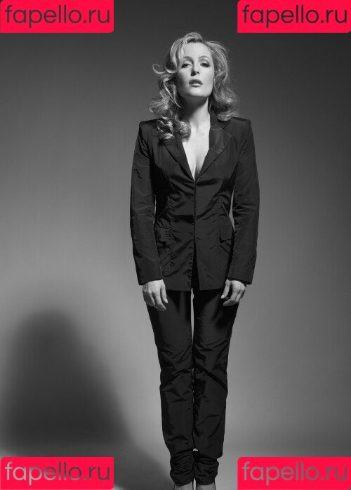 Gillian Anderson Onlyfans Photo Gallery 