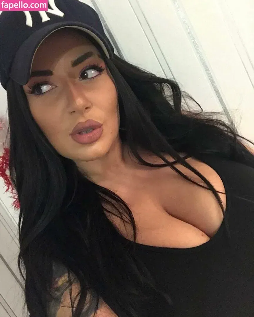 Kristina Karieva Onlyfans Photo Gallery 