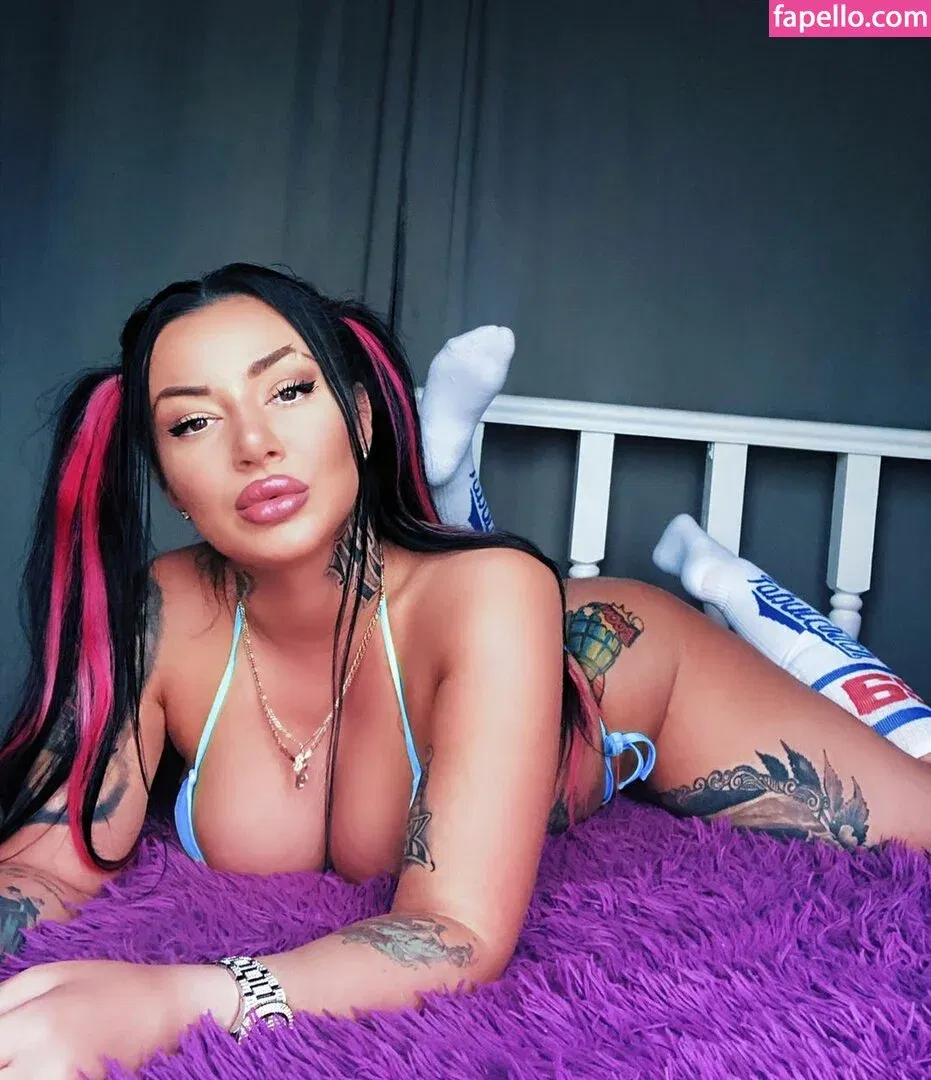 Kristina Karieva Onlyfans Photo Gallery 