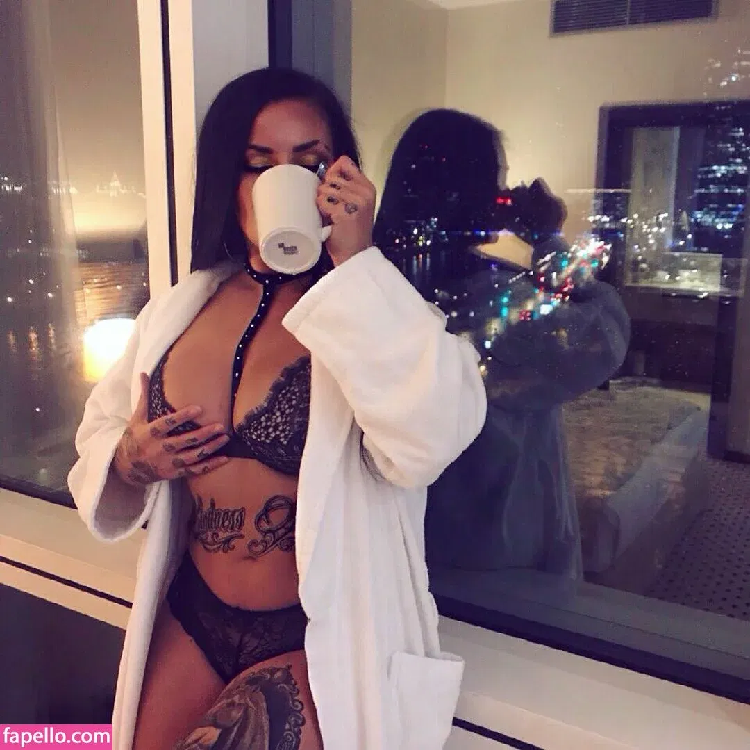 Kristina Karieva Onlyfans Photo Gallery 