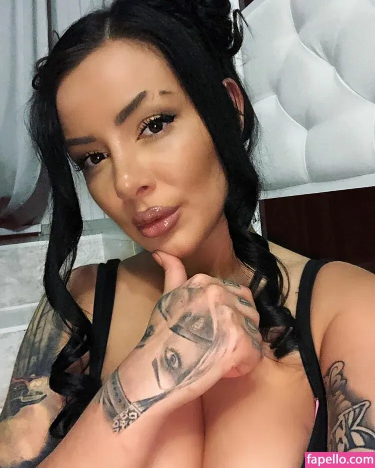 Kristina Karieva Onlyfans Photo Gallery 