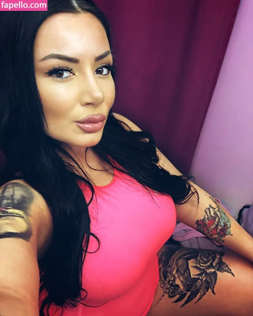 Kristina Karieva Onlyfans Photo Gallery 