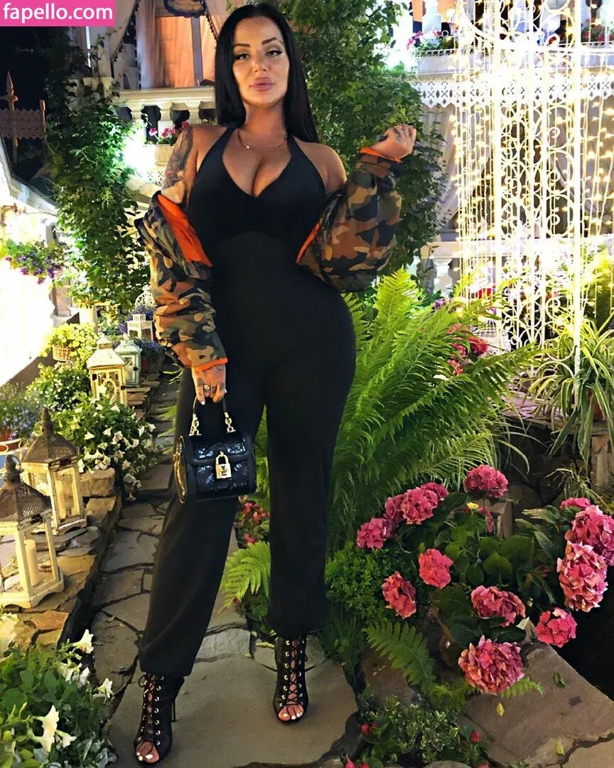 Kristina Karieva Onlyfans Photo Gallery 