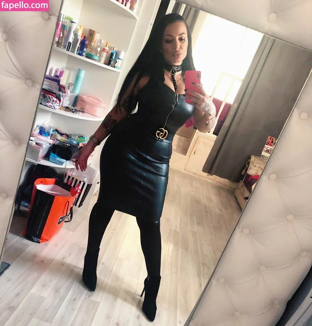 Kristina Karieva Onlyfans Photo Gallery 