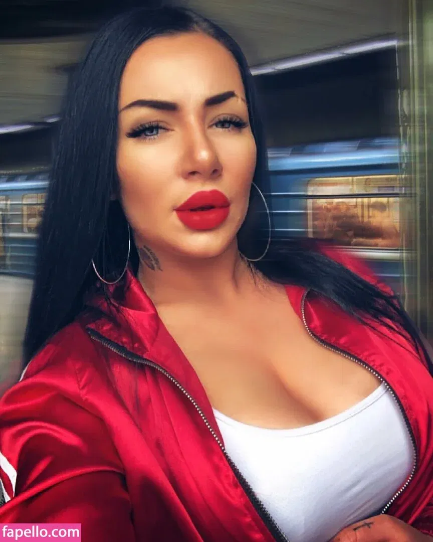 Kristina Karieva Onlyfans Photo Gallery 