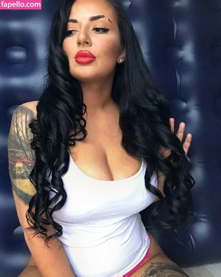 Kristina Karieva Onlyfans Photo Gallery 