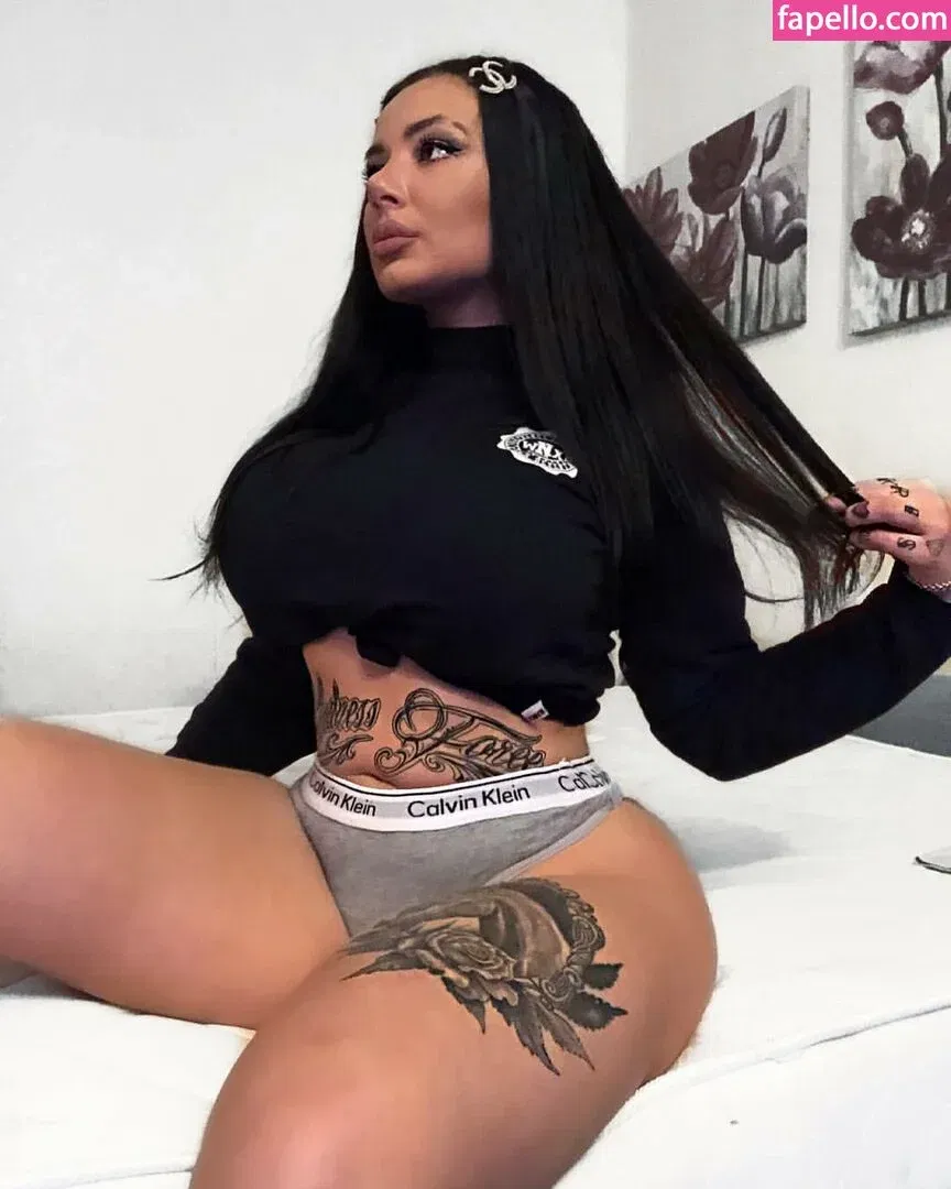 Kristina Karieva Onlyfans Photo Gallery 