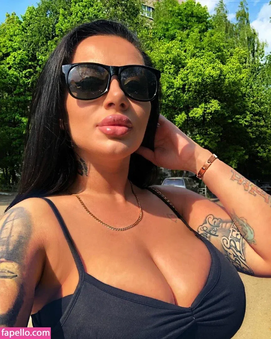 Kristina Karieva Onlyfans Photo Gallery 