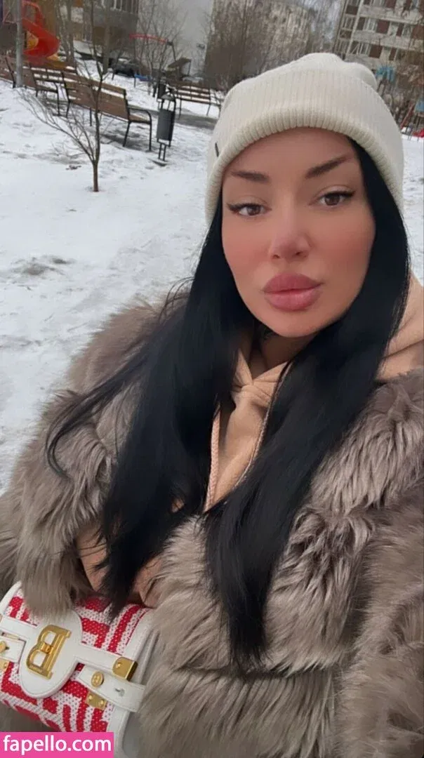 Kristina Karieva Onlyfans Photo Gallery 