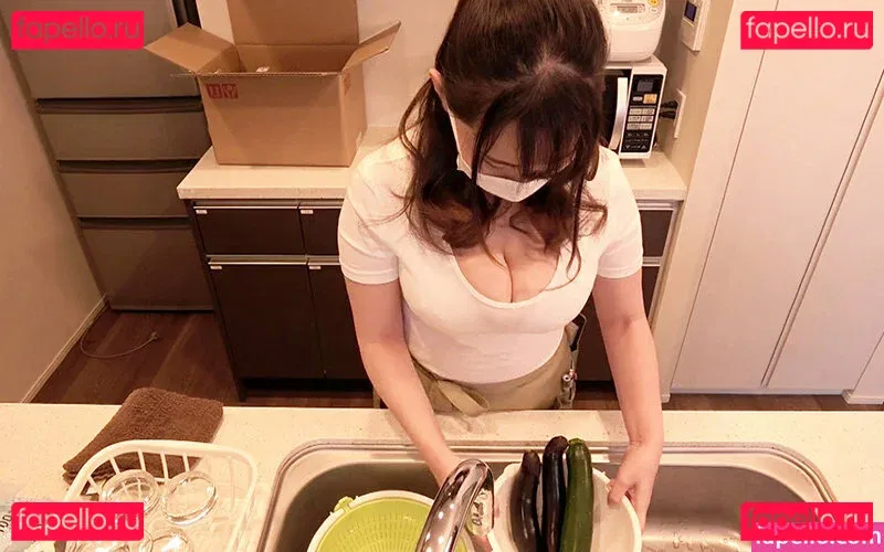 Yuria Yoshine Onlyfans Photo Gallery 