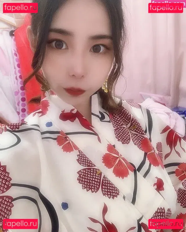 Yuria Yoshine Onlyfans Photo Gallery 