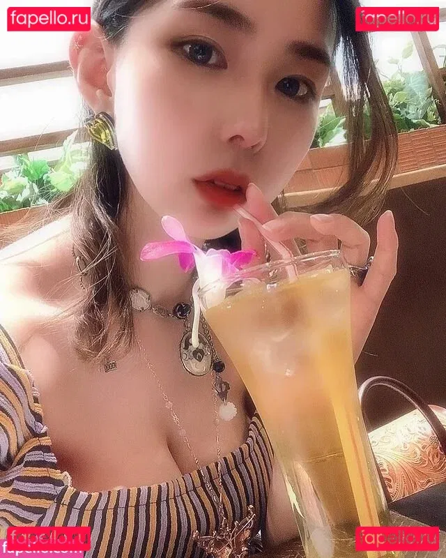 Yuria Yoshine Onlyfans Photo Gallery 