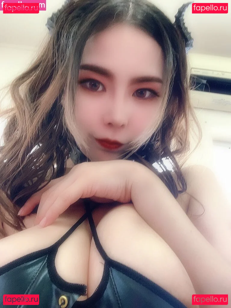 Yuria Yoshine Onlyfans Photo Gallery 