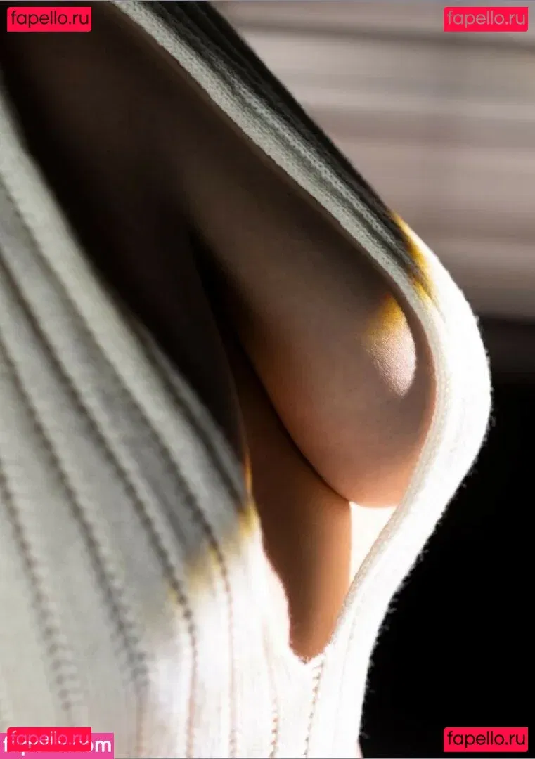 Yuria Yoshine Onlyfans Photo Gallery 