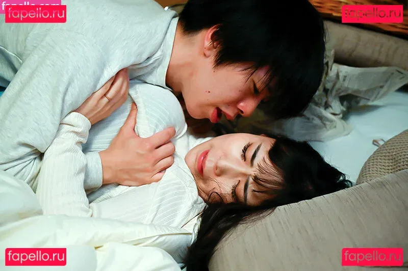 Yuria Yoshine Onlyfans Photo Gallery 