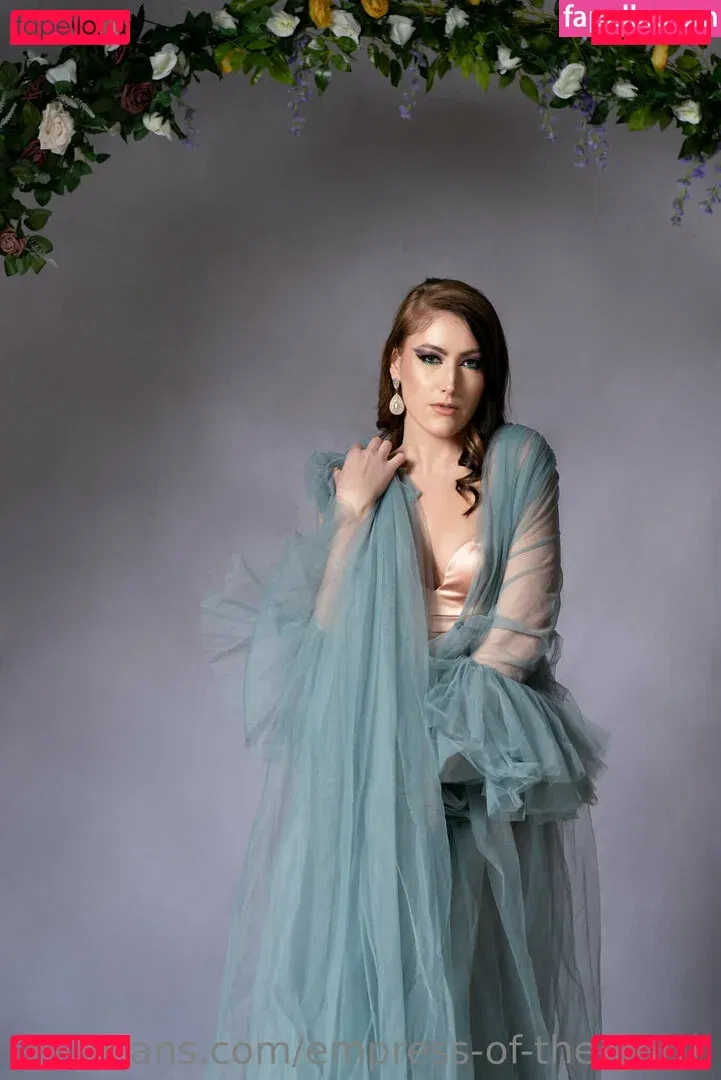 empress-of-the-north Onlyfans Photo Gallery 