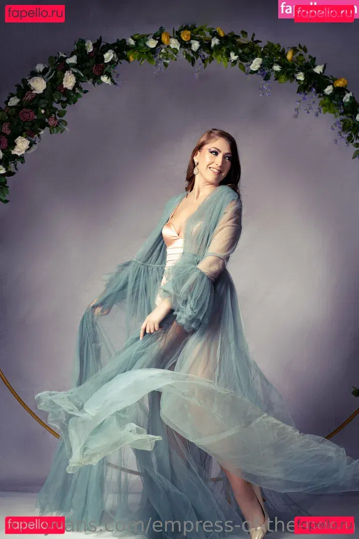 empress-of-the-north Onlyfans Photo Gallery 