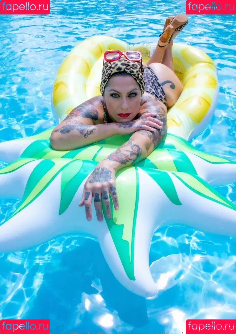 Danielle Colby Onlyfans Photo Gallery 