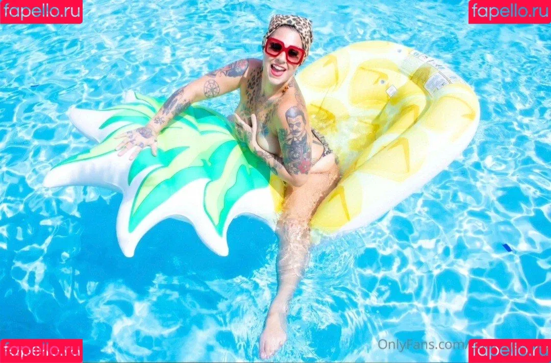 Danielle Colby Onlyfans Photo Gallery 