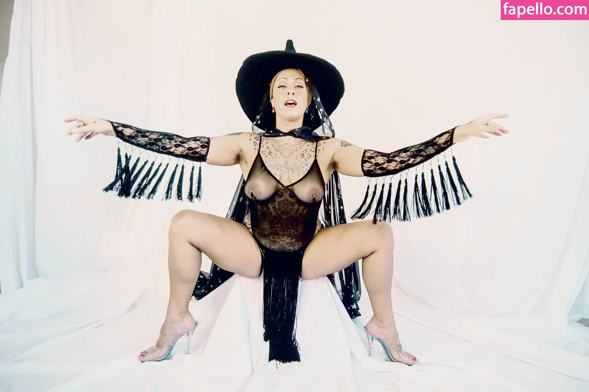 Danielle Colby Onlyfans Photo Gallery 