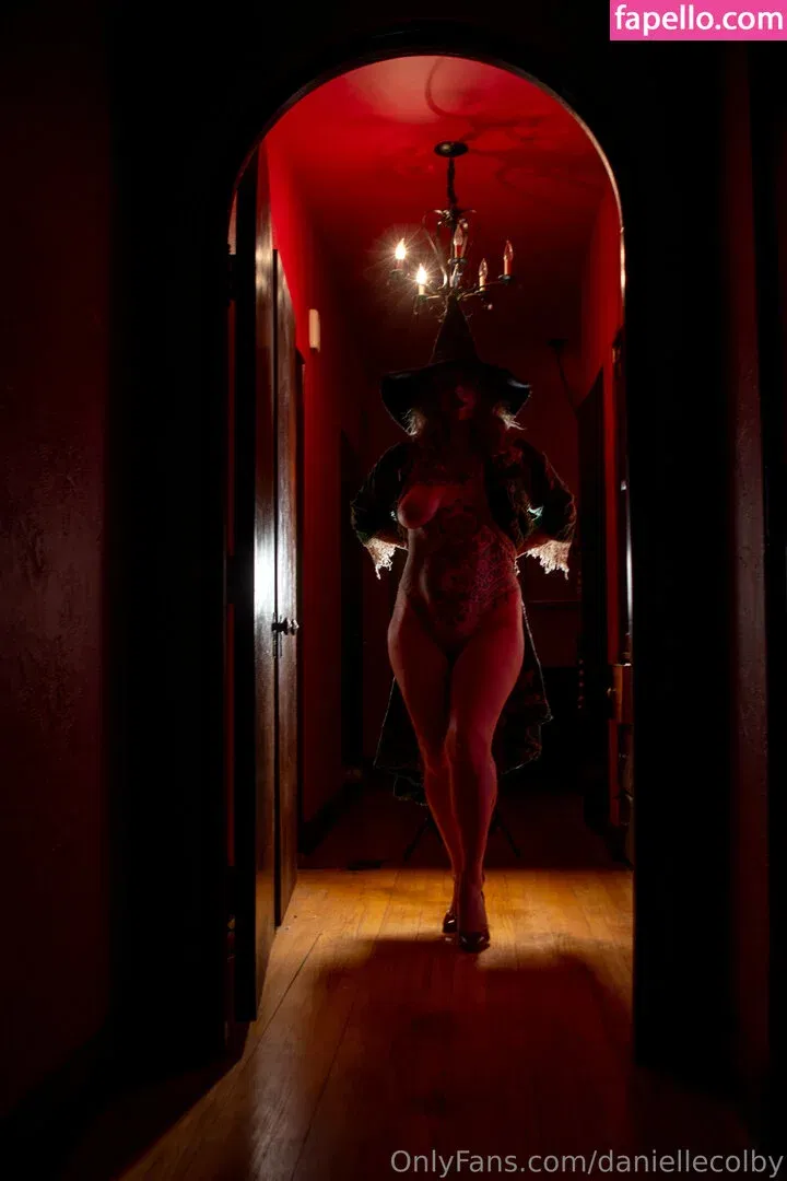 Danielle Colby Onlyfans Photo Gallery 