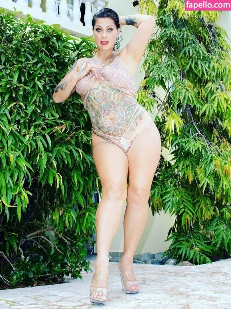 Danielle Colby Onlyfans Photo Gallery 