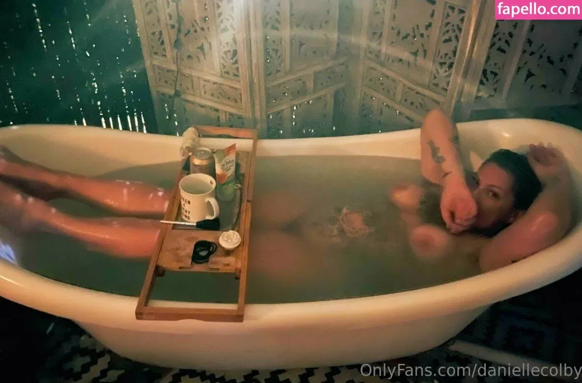 Danielle Colby Onlyfans Photo Gallery 