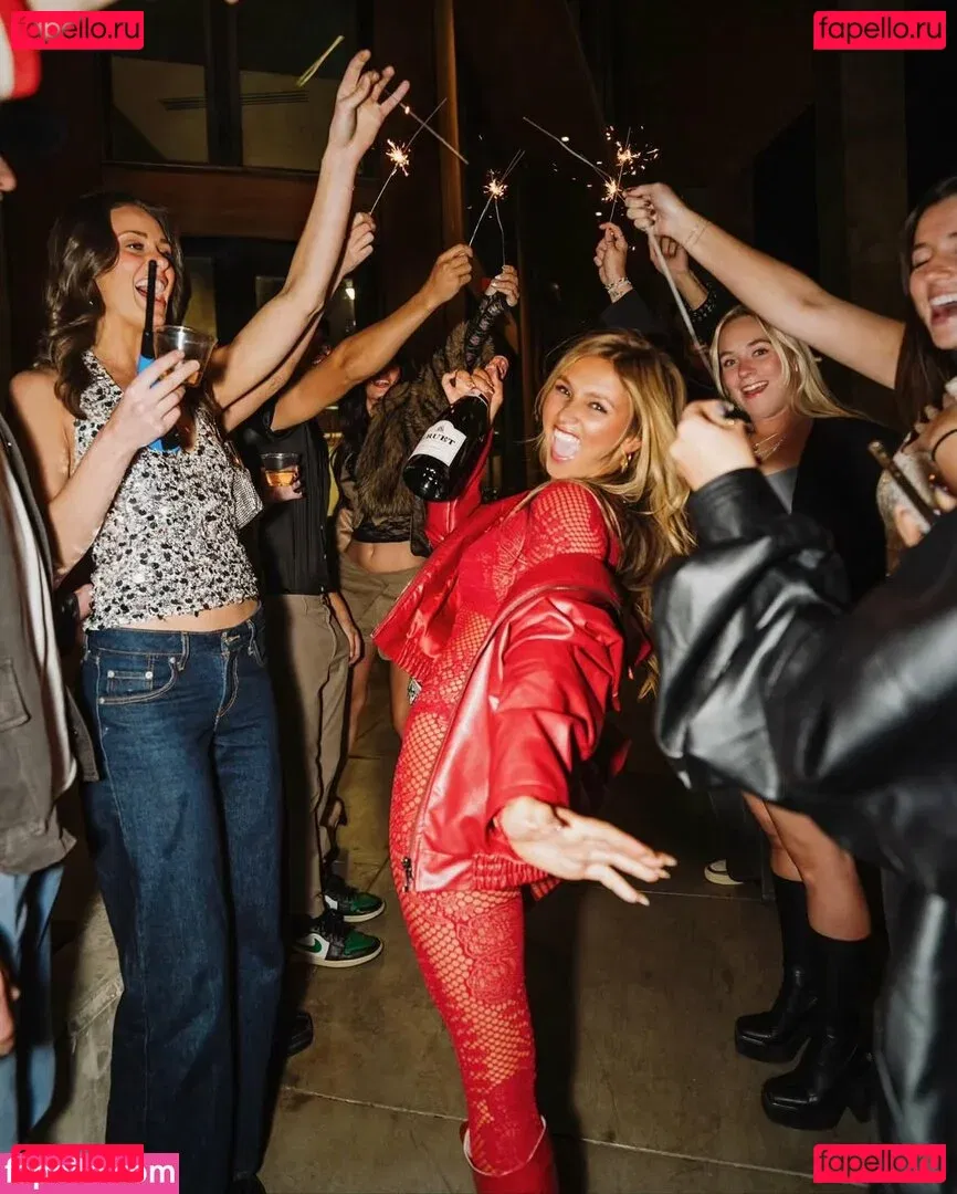 Ella Horan Onlyfans Photo Gallery 