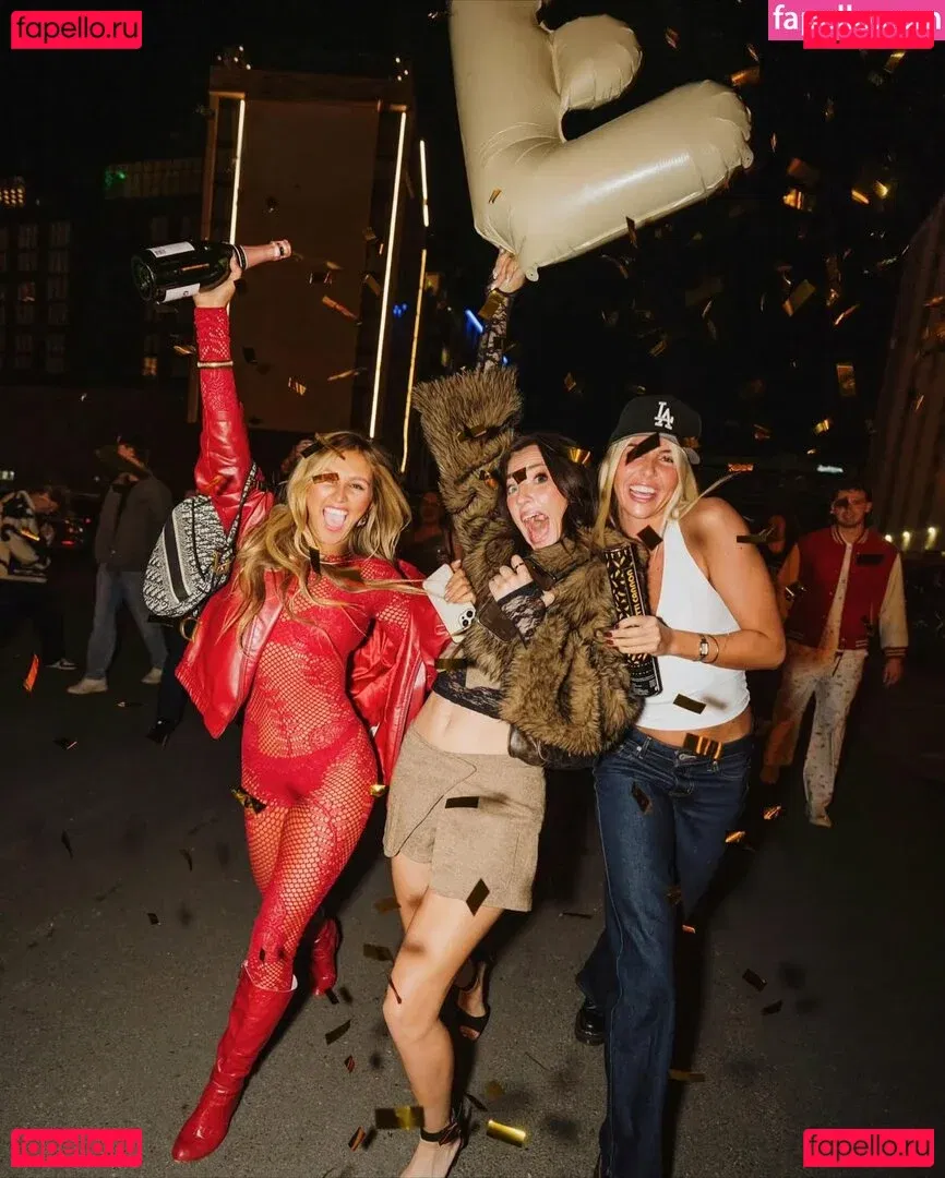 Ella Horan Onlyfans Photo Gallery 