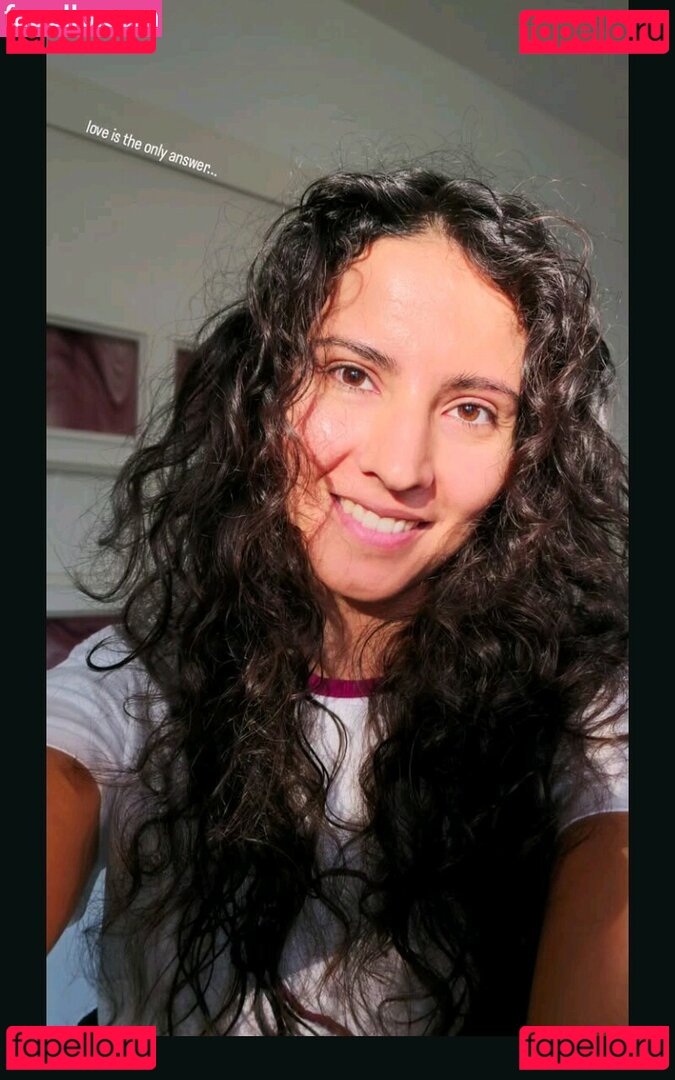 Fateme / fatemegee Onlyfans Photo Gallery 