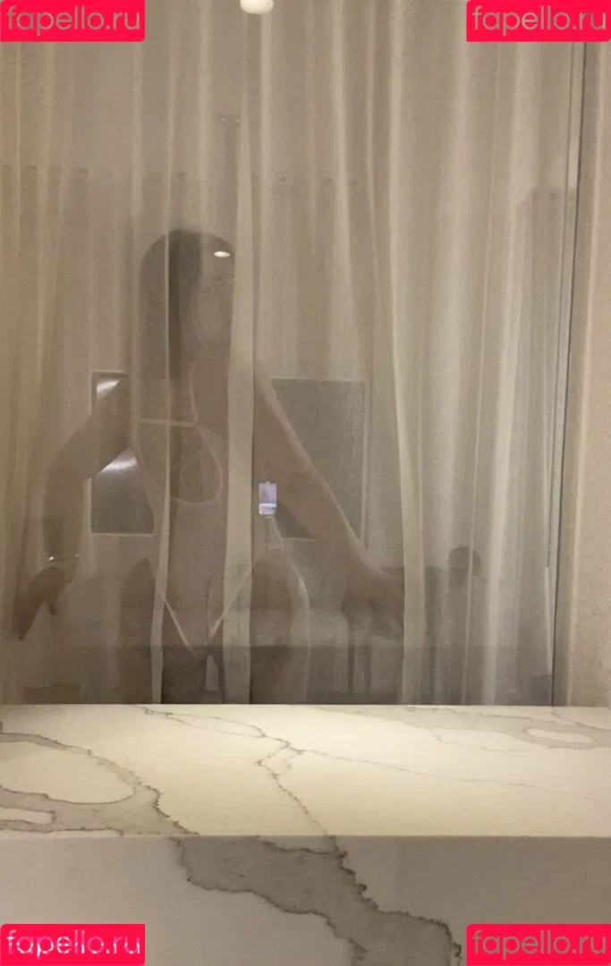 laurenpisciotta Onlyfans Photo Gallery 
