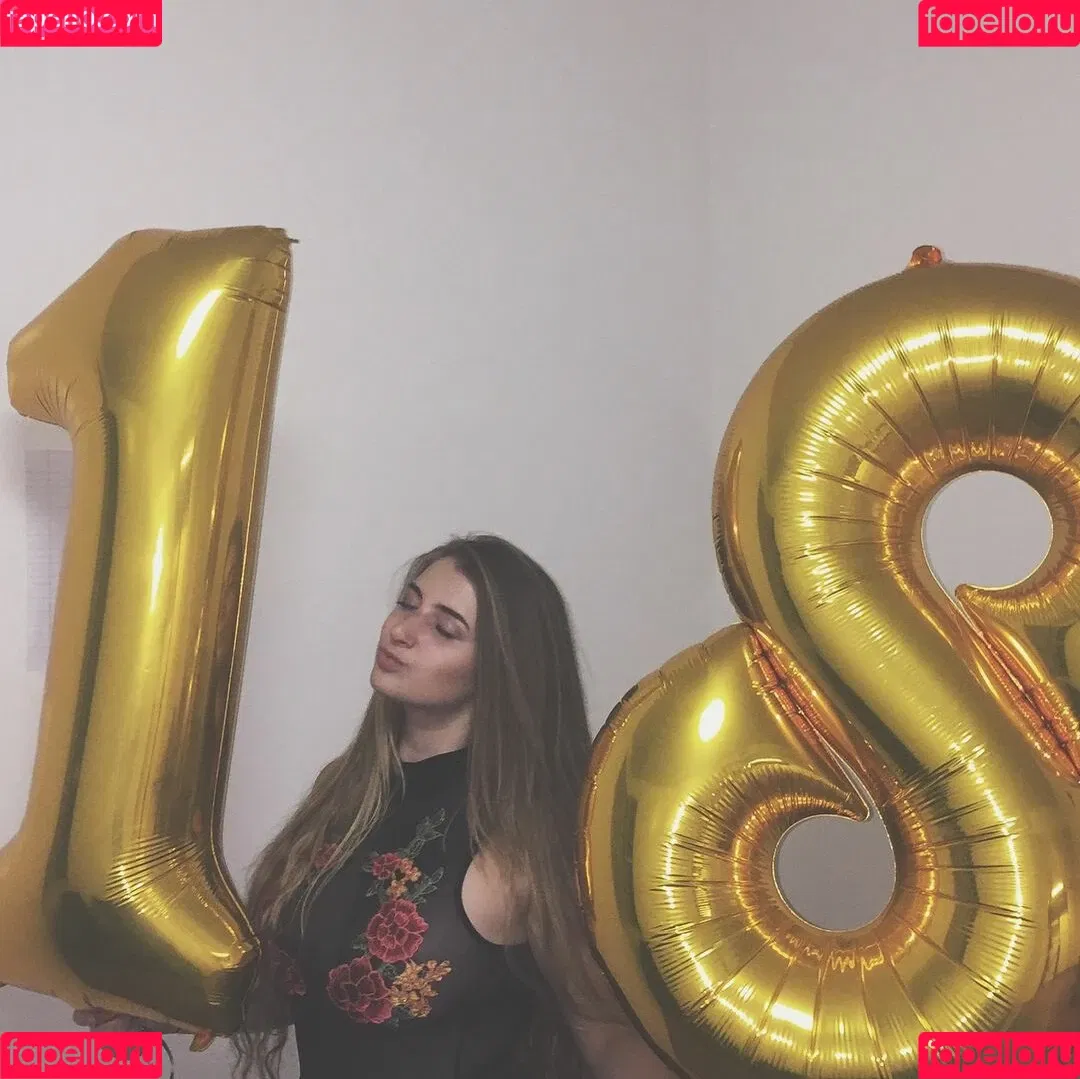 Alex B Onlyfans Photo Gallery 