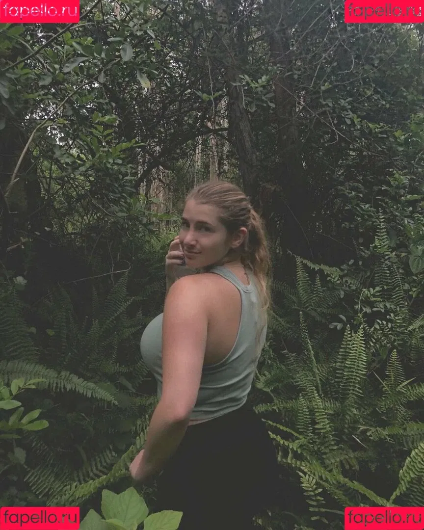 Alex B Onlyfans Photo Gallery 