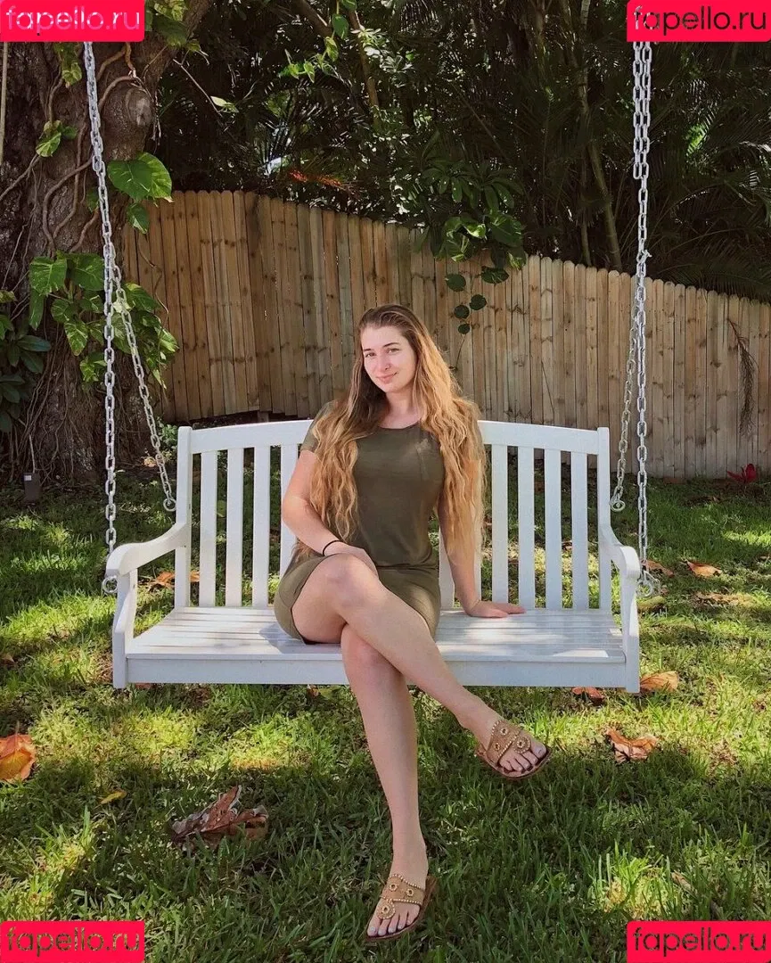 Alex B Onlyfans Photo Gallery 