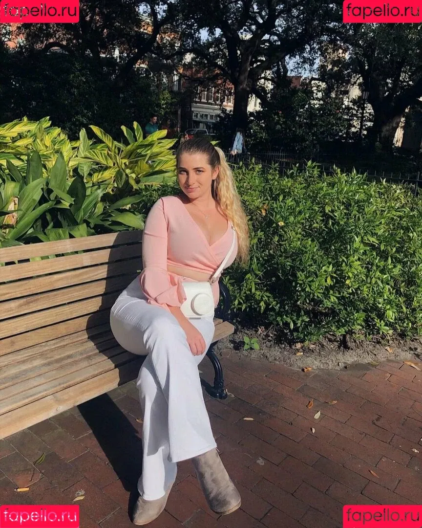 Alex B Onlyfans Photo Gallery 