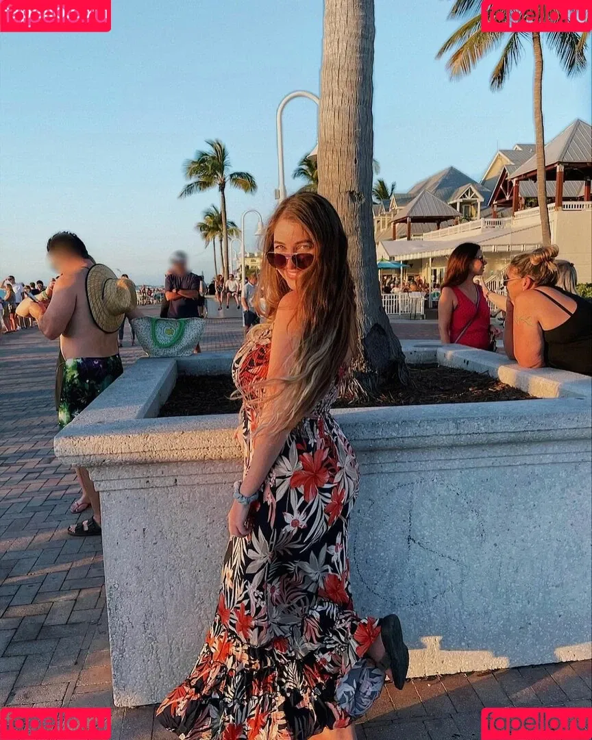 Alex B Onlyfans Photo Gallery 