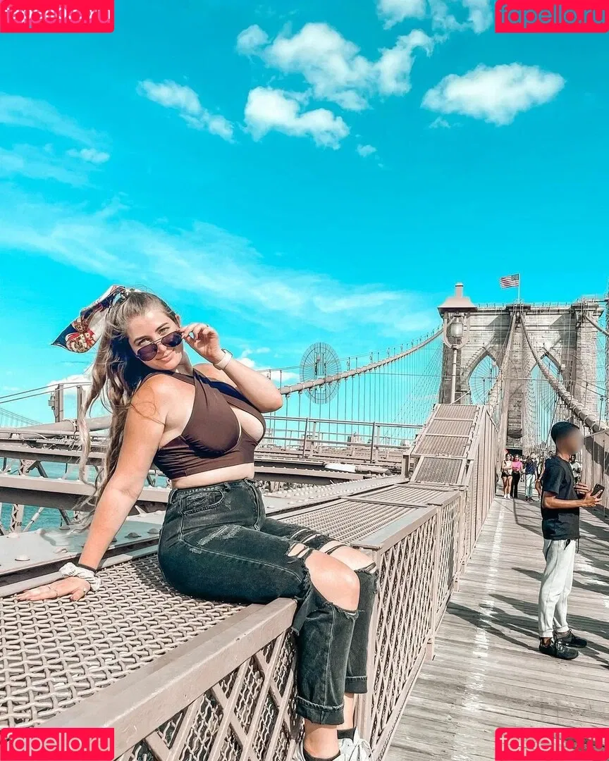 Alex B Onlyfans Photo Gallery 