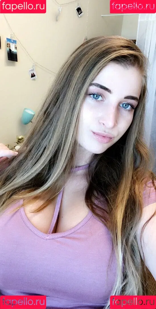 Alex B Onlyfans Photo Gallery 